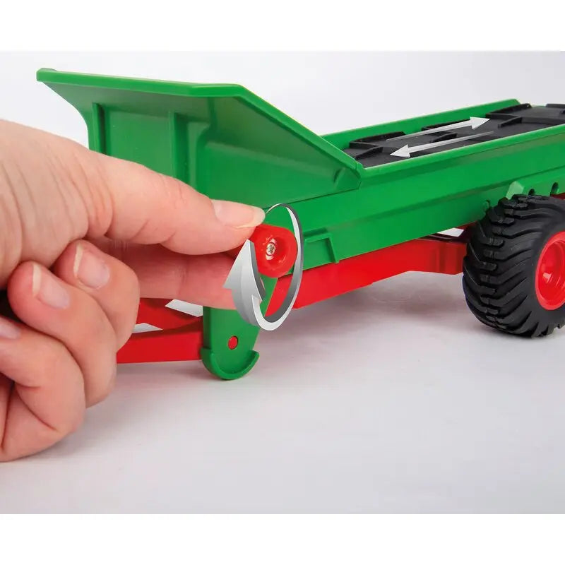 JAMARA Förderband-Anhänger 1:24 angekoppelt an einen JAMARA Traktor