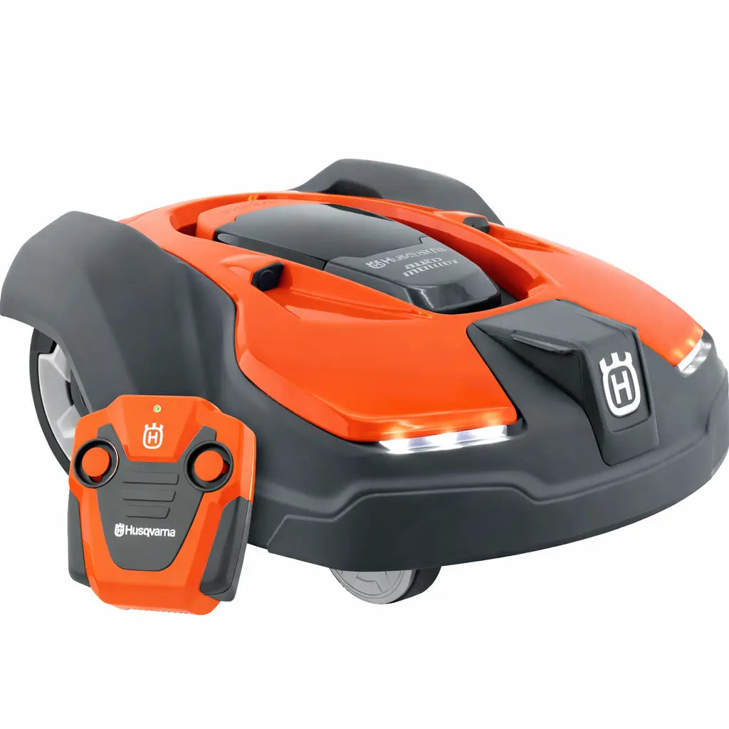 Husqvarna Automower Spielzeug mit Fernbedienung – Kinder-Rasenmäher in Nahaufnahme