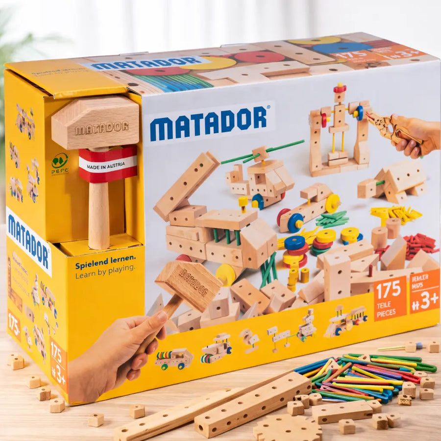 Matador M175 Holzbaukasten 78 Modelle – Komplettansicht des Baukastens mit allen Holzteilen