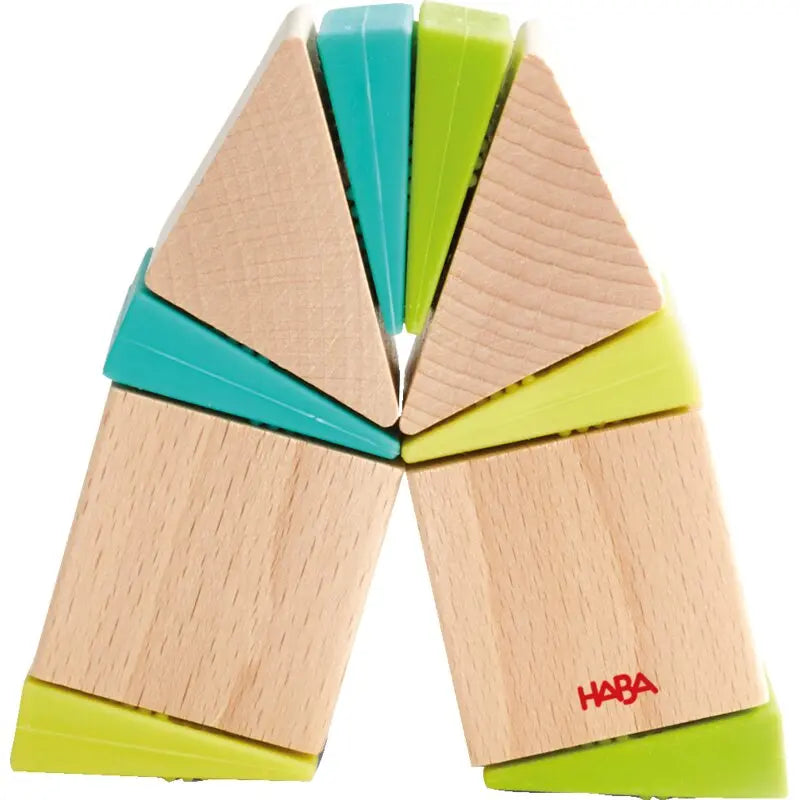 Vorlagekarten mit drei Schwierigkeitsstufen des HABA Kreativbausteine Sets