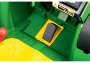 Kippaufbau des Peg-Perego John Deere Gator HPX OR0060 geöffnet – bis 10 kg Tragkraft